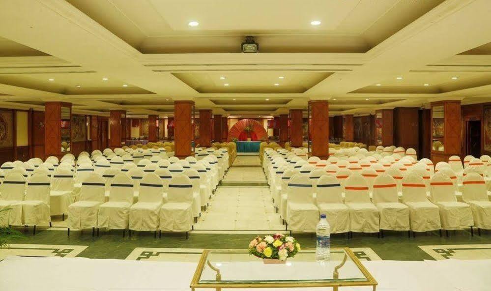 Ekante Bliss Tirupati - Ihcl Seleqtions Luaran gambar
